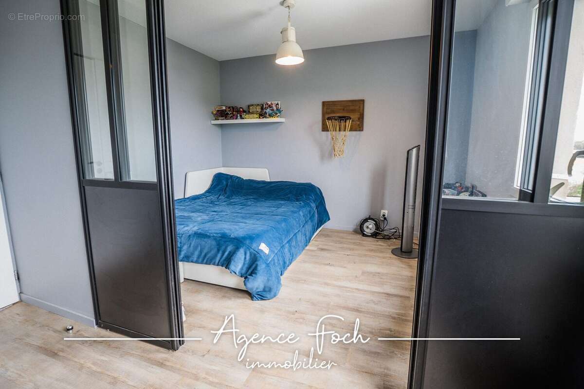 Maison 122 m² à Tarbes  - photo 7