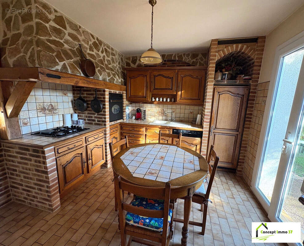 Maison à JOUE-LES-TOURS