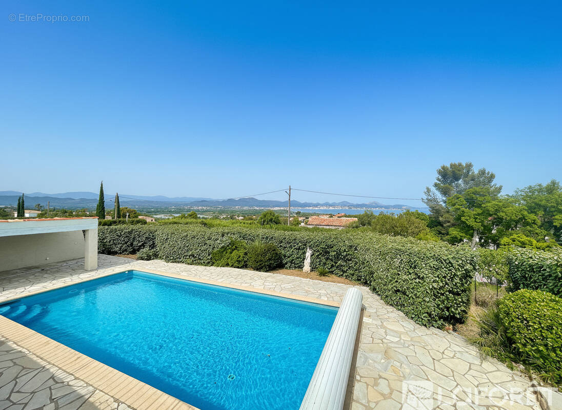 Maison à FREJUS
