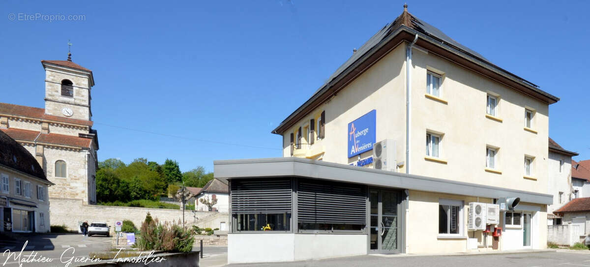 au coeur du village - Commerce à VEYRINS-THUELLIN