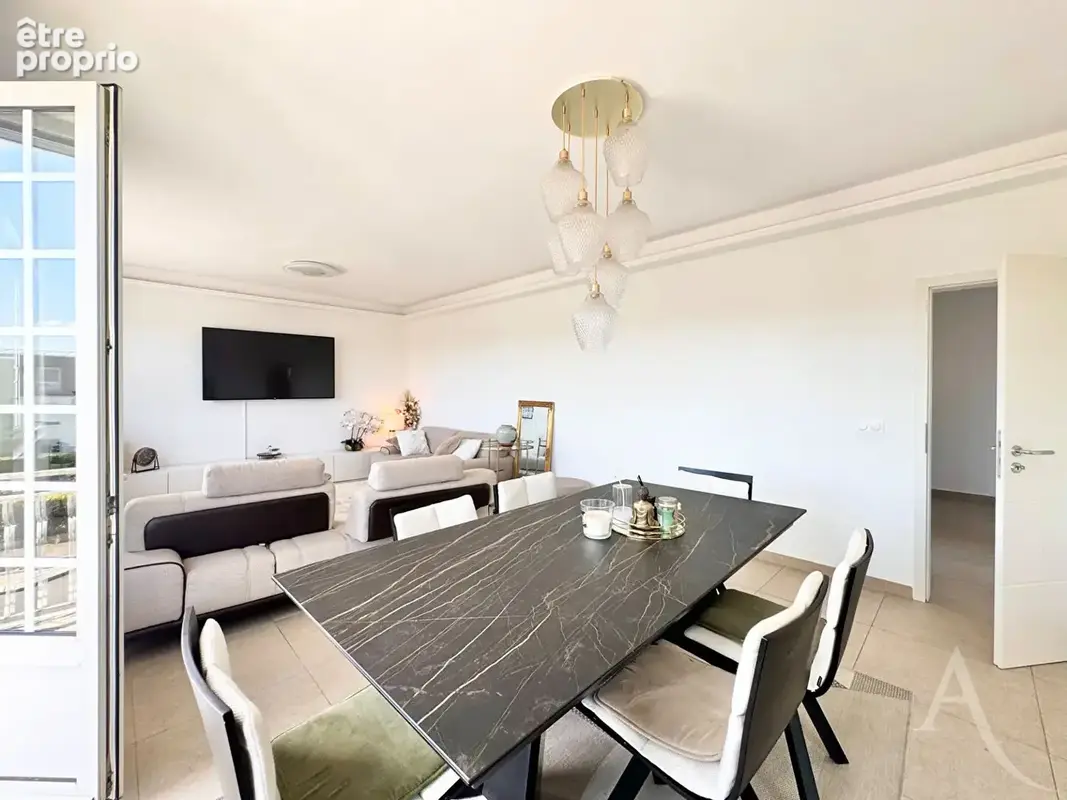Maison familiale rénovée 8 pièces (232 m²) - Hauteurs de Manom - photo 4