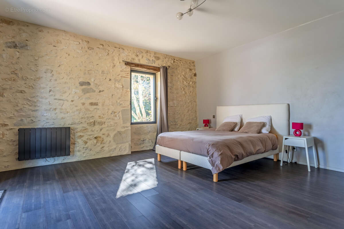 Maison à MONFLANQUIN