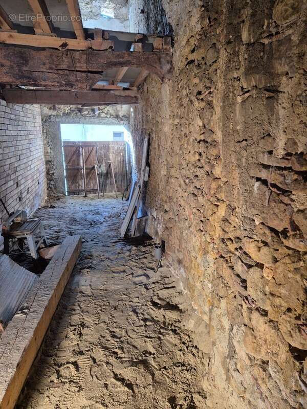 Commerce à CASTELNAUDARY