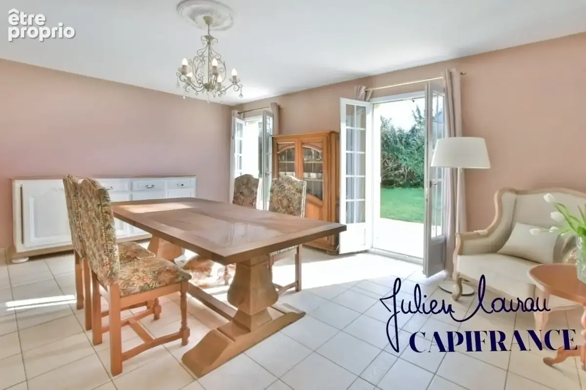 Dpt Finistère (29), à vendre TREGUNC maison P5 de 165,72 m² - Terrain de 1 400,00 m² - photo 2