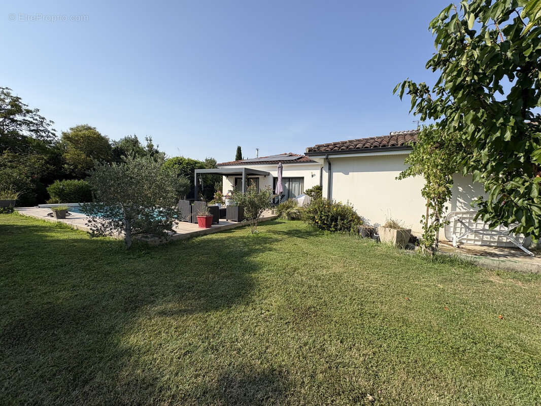 Maison T5 avec piscine CUGNAUX 31270 - photo 3
