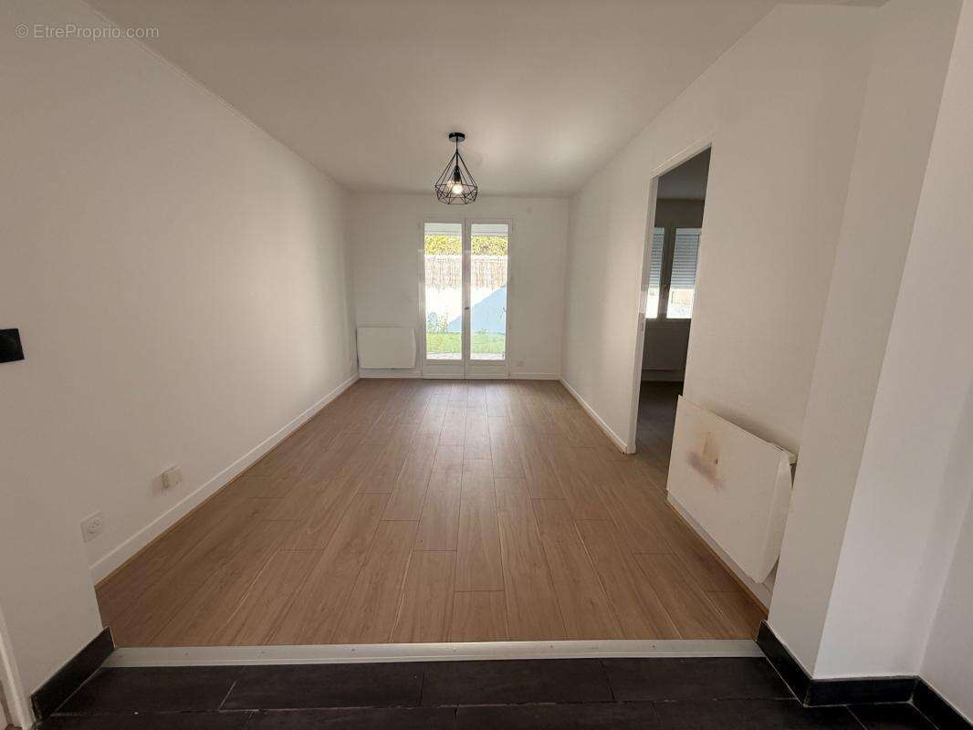 Appartement à ROMAINVILLE