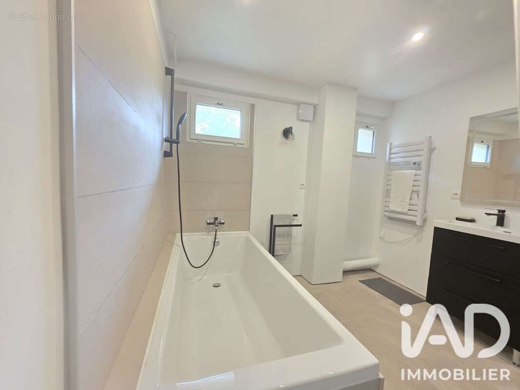 Maison 130 m² à Dremil-Lafage  - photo 7