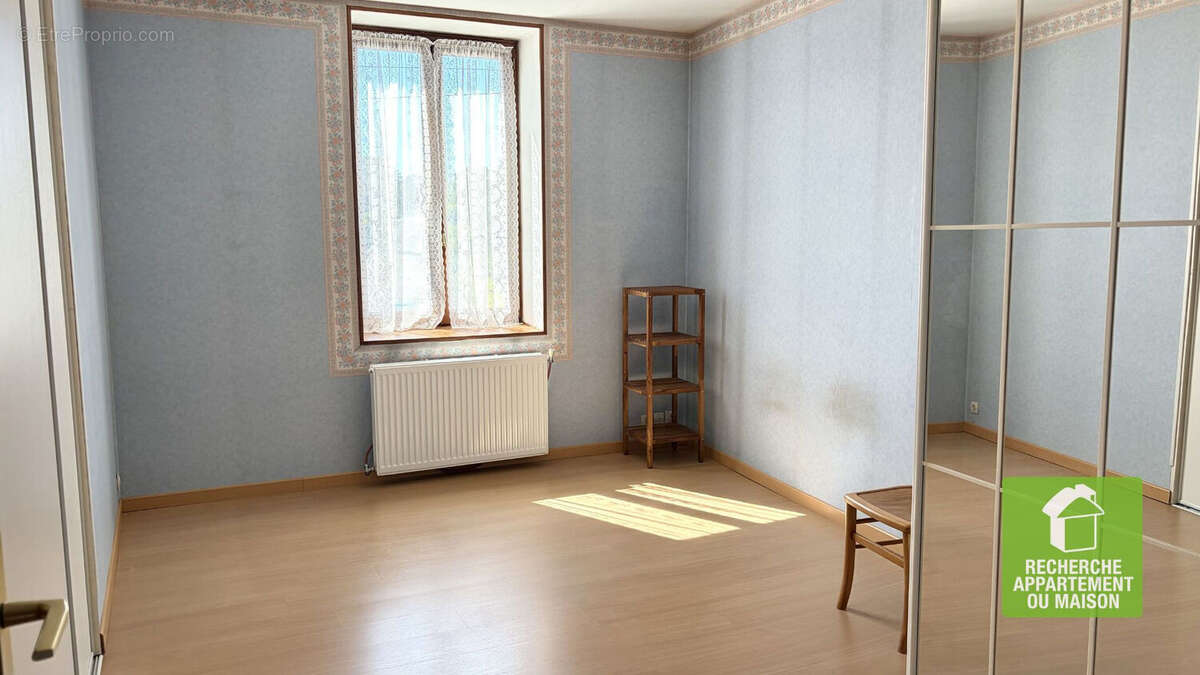 Maison à CHAVANOZ
