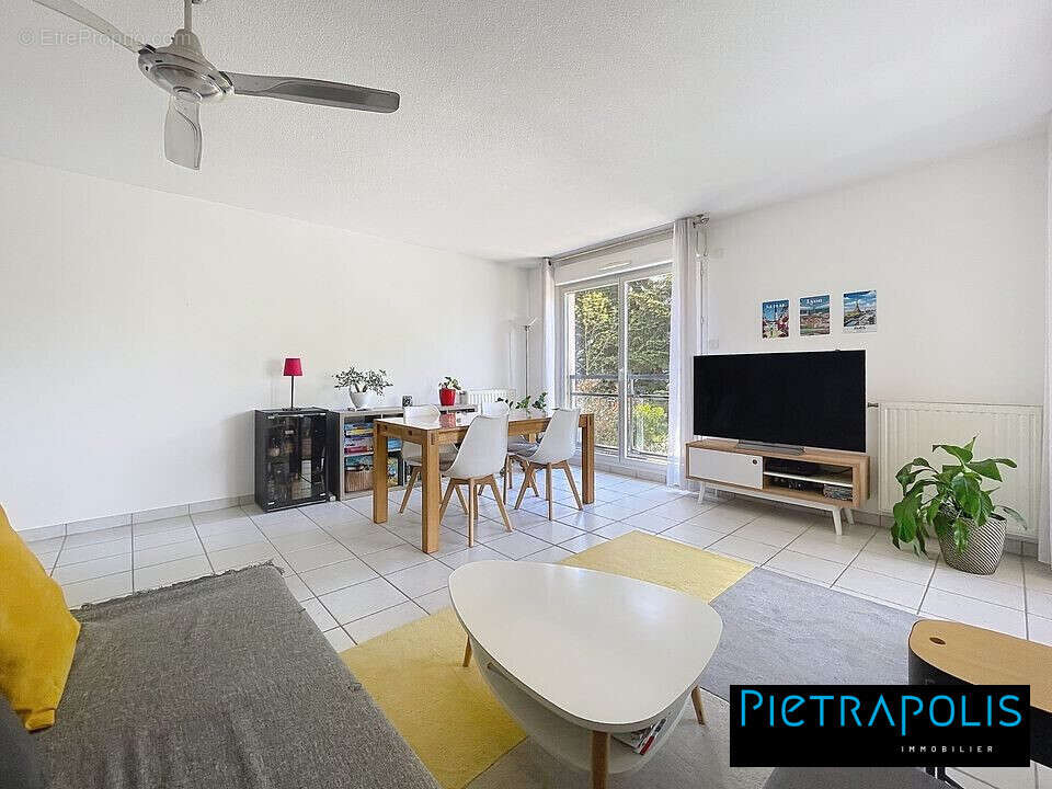 Appartement à SAINTE-FOY-LES-LYON