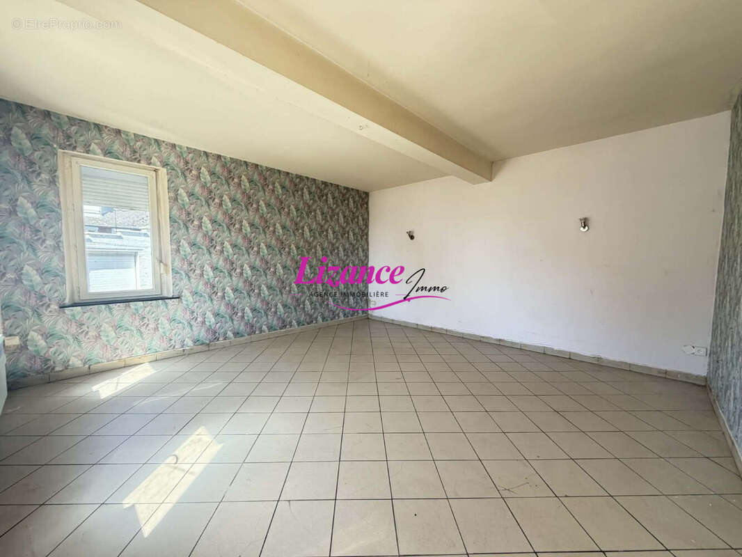 Maison 103 m² à Villers-Outreaux  - photo 5