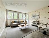 Appartement à MEYZIEU