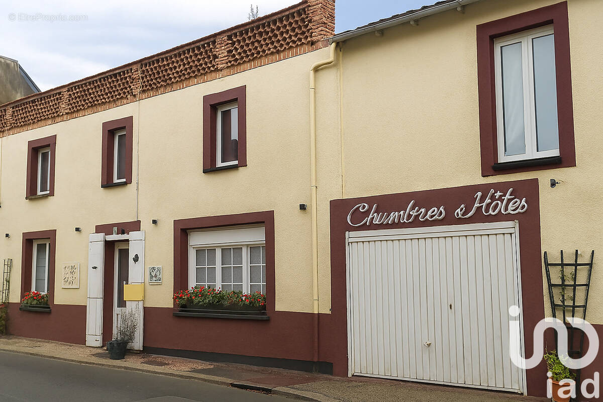 Photo 1 - Maison à SAINT-CLEMENTIN