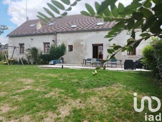 Maison 190 m² à Nouans-Les-Fontaines  - photo 6
