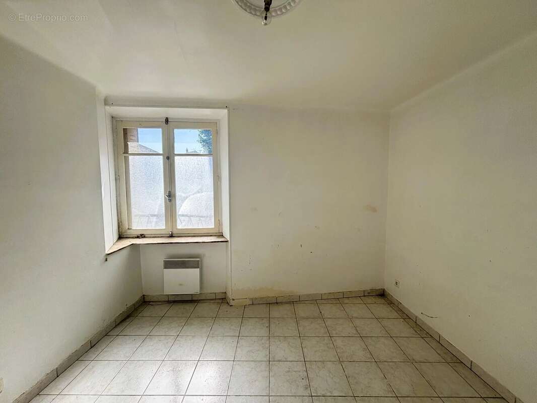 Maison à VILLENEUVE-MINERVOIS