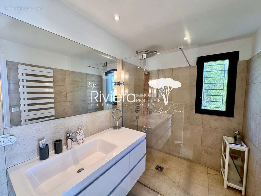 Propriété avec Piscine et Vue Mer ! - photo 26