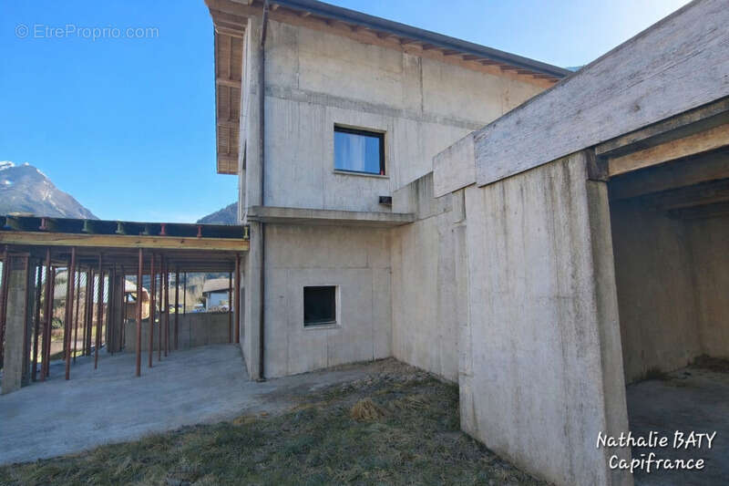 Rare à Val de Chaise: Grande maison familiale de 182 m² habitables + Annexe + Terrain piscinable - photo 17