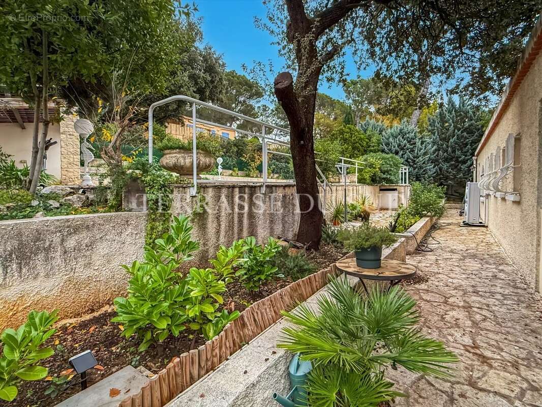 Maison à BOUC-BEL-AIR