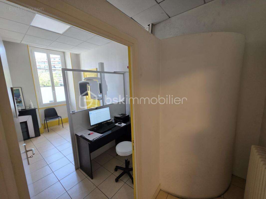 Nice centre – quartier des musiciens – local professionnel de 208 m² - photo 12