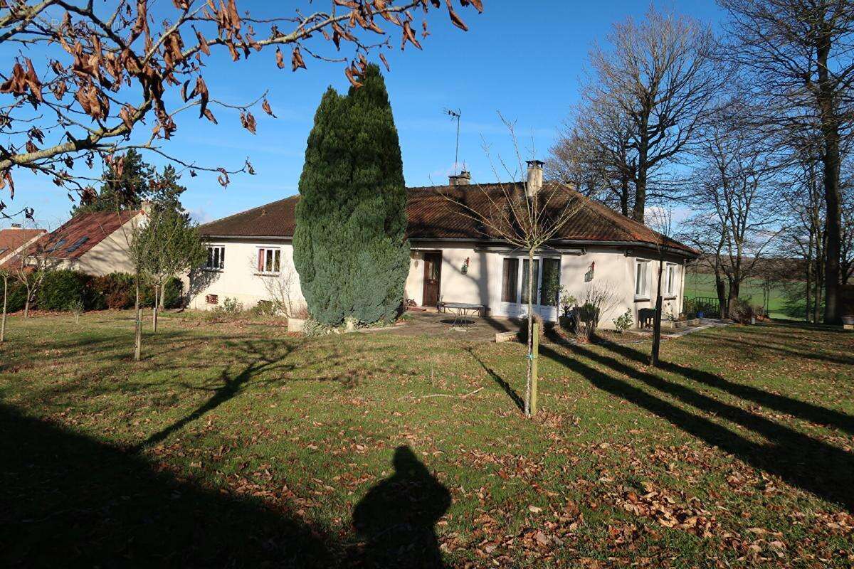 Maison à MARINES