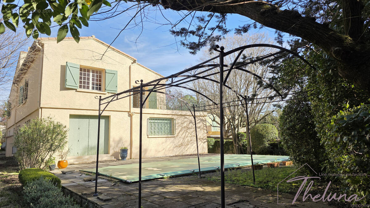 Maison à NIMES