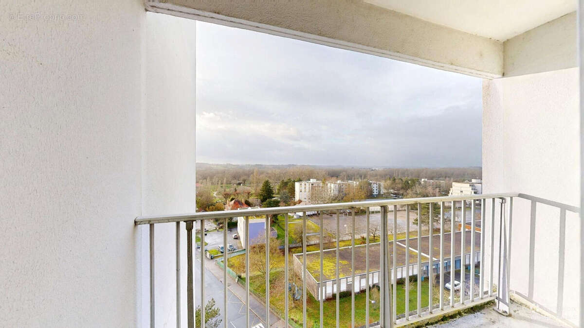 Appartement à MOULINS