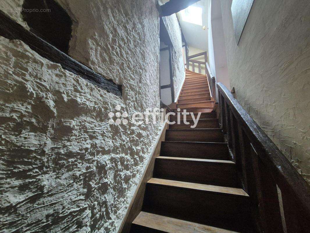 Maison 7 pièces 148 m² à vendre à Saint-Laurent-Nouan (41220) - photo 14