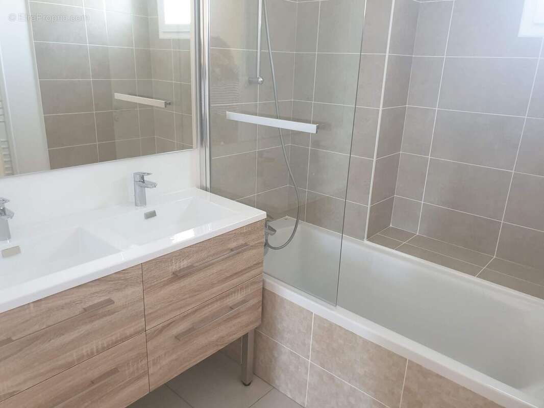 Maison 62 m² à Merignac  - photo 5