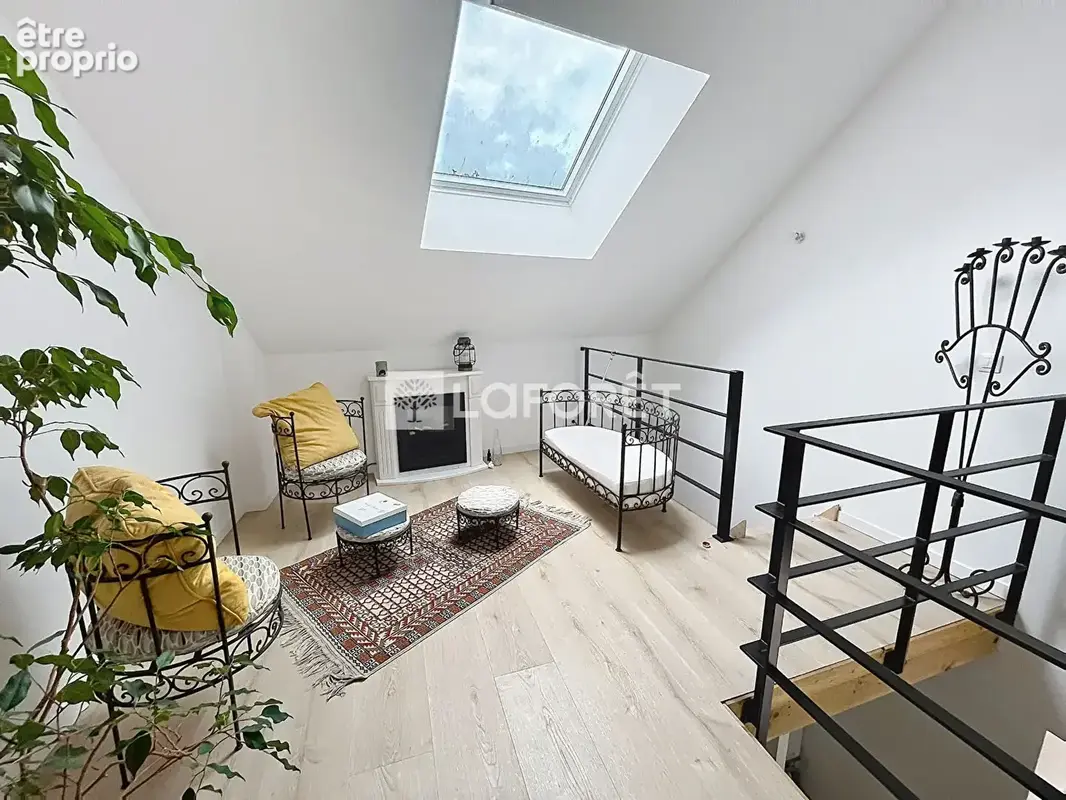 Maison de caractère avec dépendance et sous-sol  9 pièces- 190 m2 - photo 14
