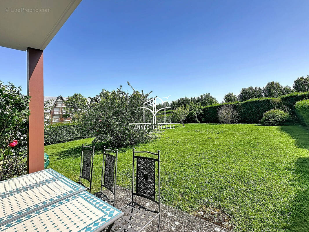 Appartement à BLONVILLE-SUR-MER
