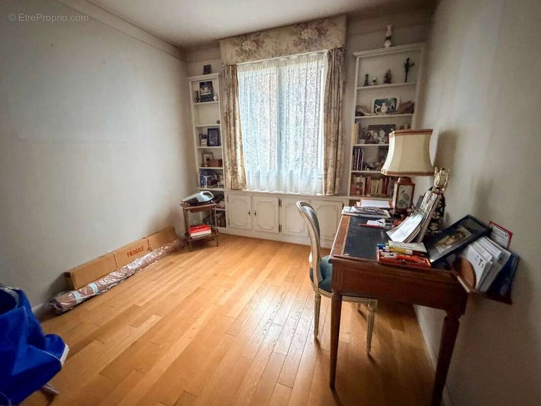 Appartement à LE RAINCY