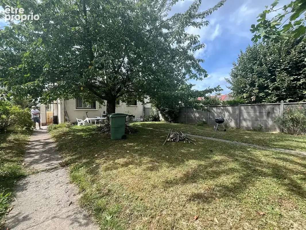Exclusivite - maison 90m² - sous-sol total - photo 1