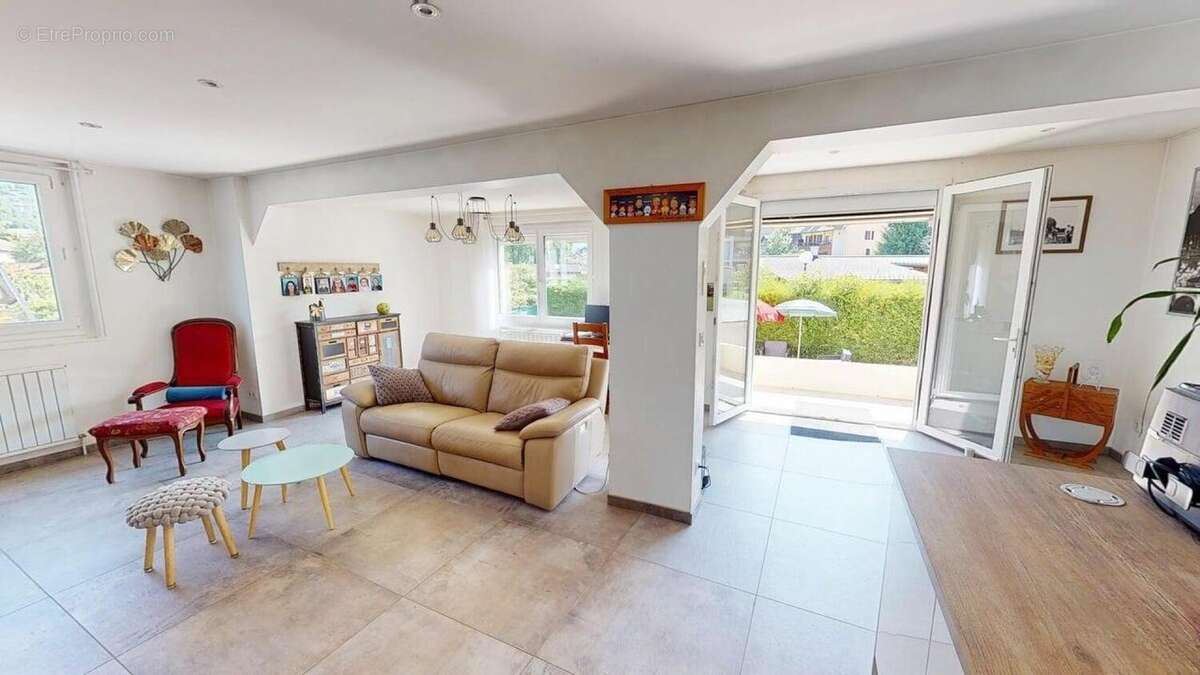 Photo 2 - Appartement à BONNEVILLE