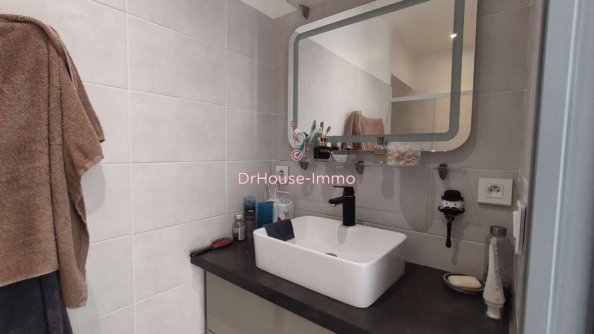 Maison à SAINT-EMILION