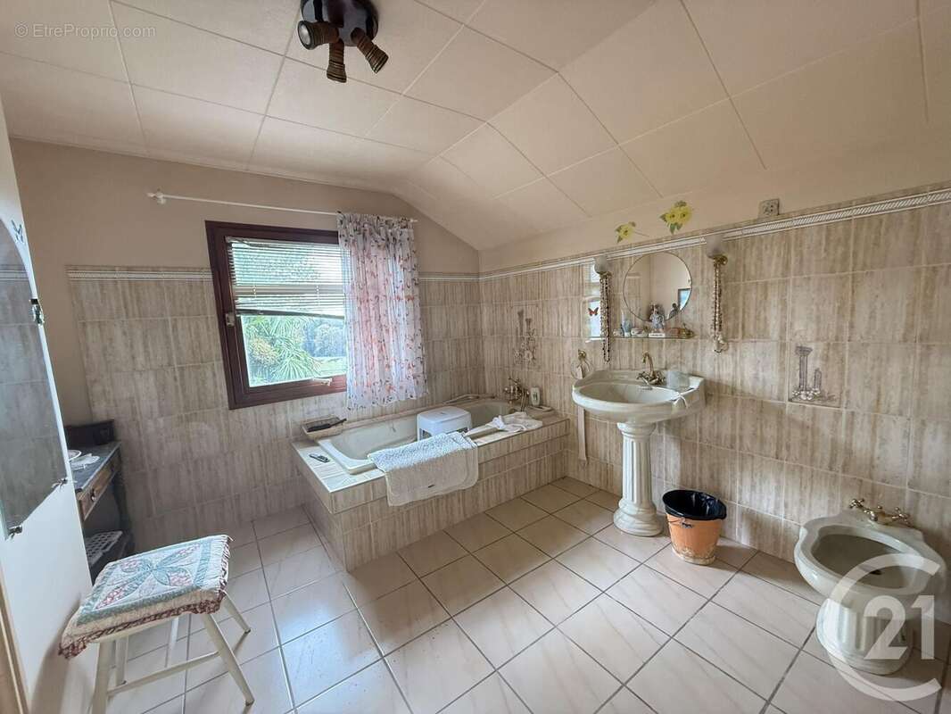 Maison à BAIGTS-DE-BEARN