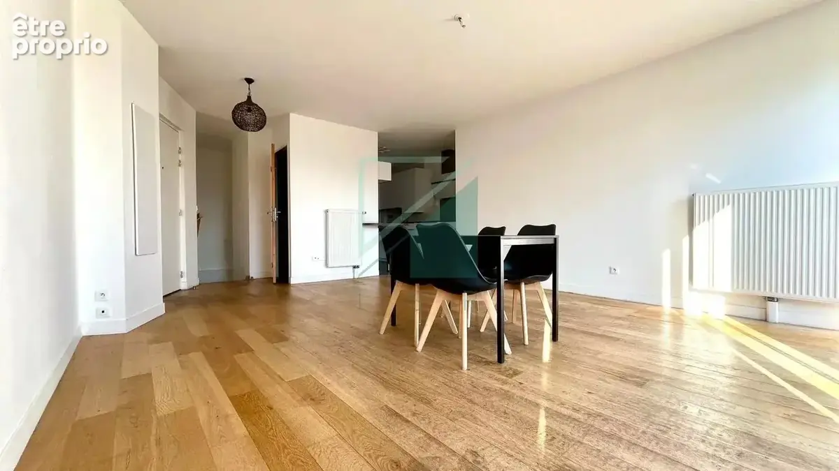 Photo Appartement à Asnieres-Sur-Seine au prix de 684 000€