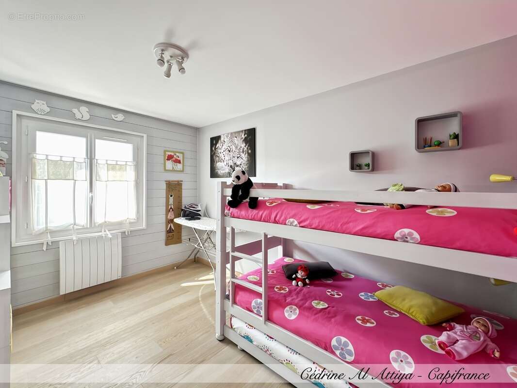 Maison à vendre à Puilboreau de plain-pied, 7 pièces, 175m², jardin et garage - photo 14