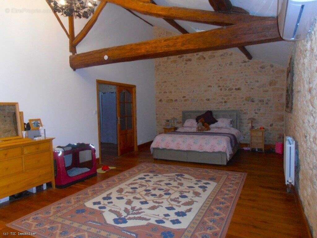 Maison à SAUZE-VAUSSAIS