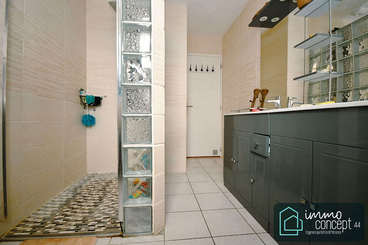 Maison à LE PELLERIN