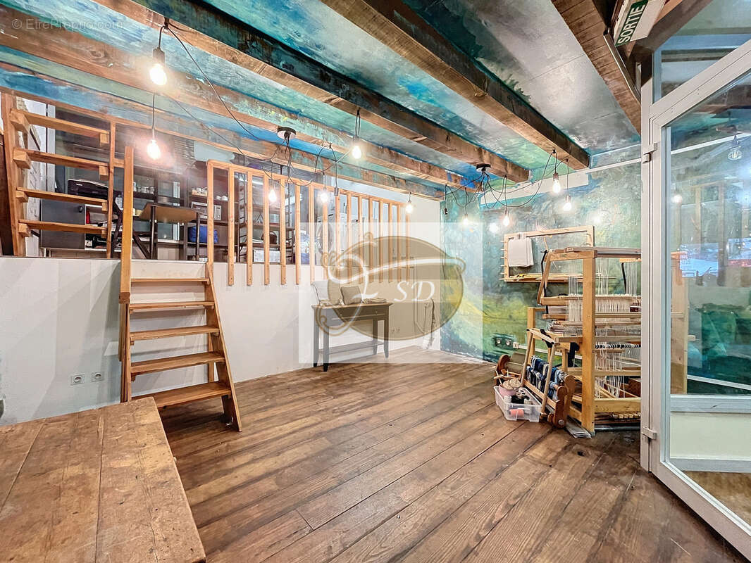 Local commercial 45m2 - photo 2