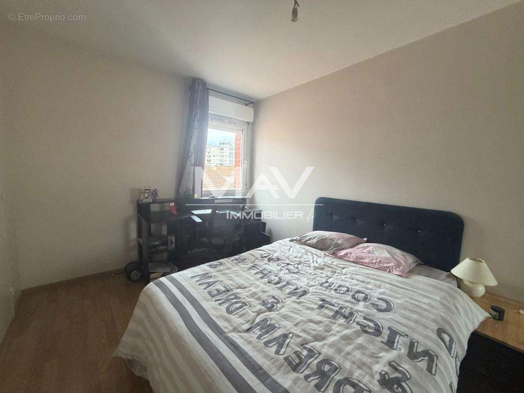 Appartement 38 m² à Lille  - photo 6