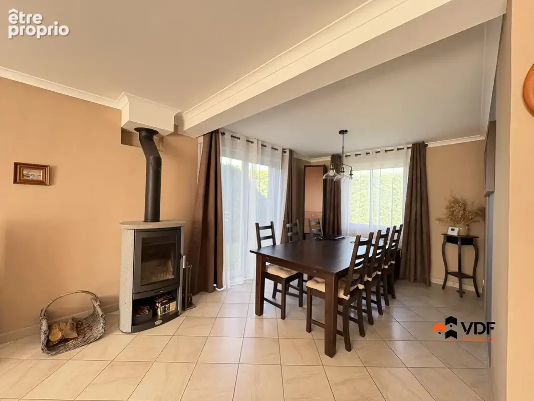 Maison 6 pièces 136 m² à vendre à Riorges (42153) - photo 8