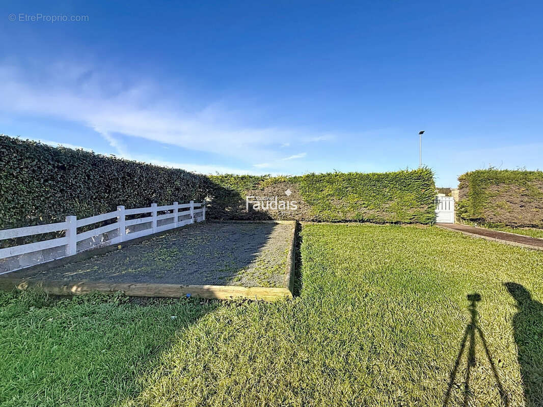 Maison 84 m² à Gouville-Sur-Mer  - photo 5