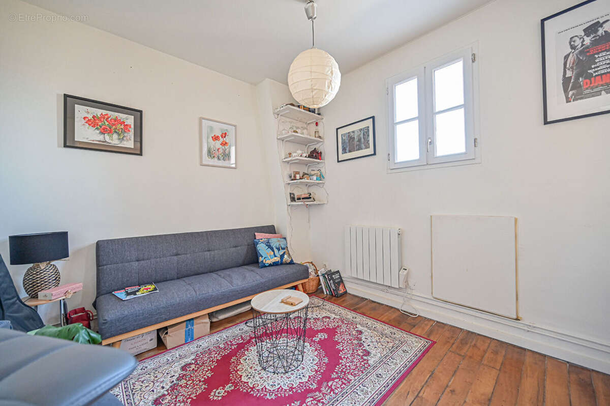 Appartement à PARIS-20E