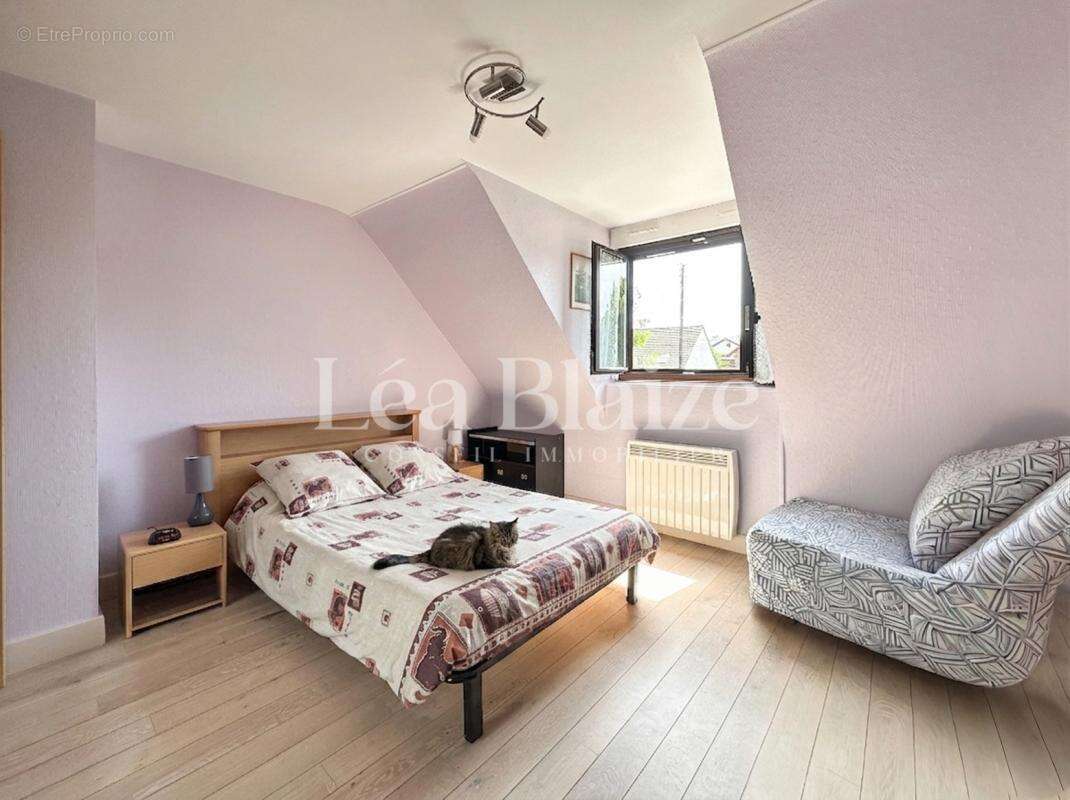 Maison à SARTROUVILLE