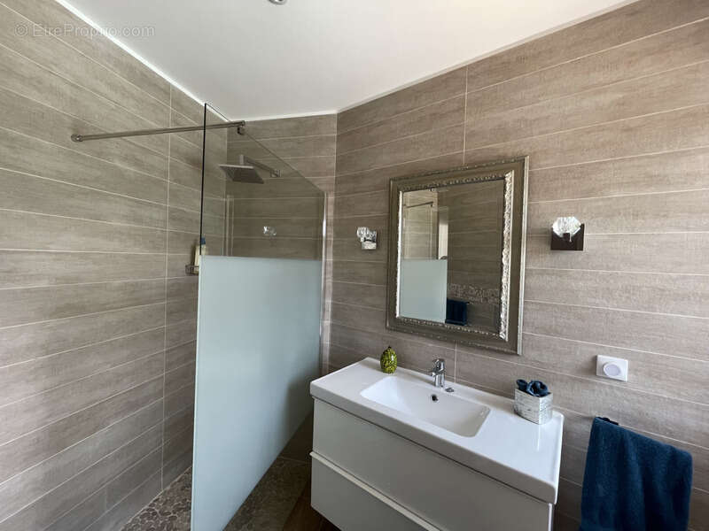 Maison à vendre 5 pièces OLLIERES (83) - photo 12