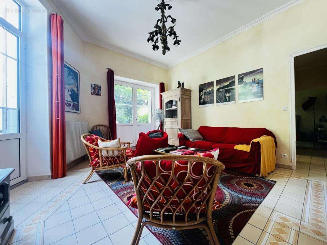 Maison à GOUDARGUES