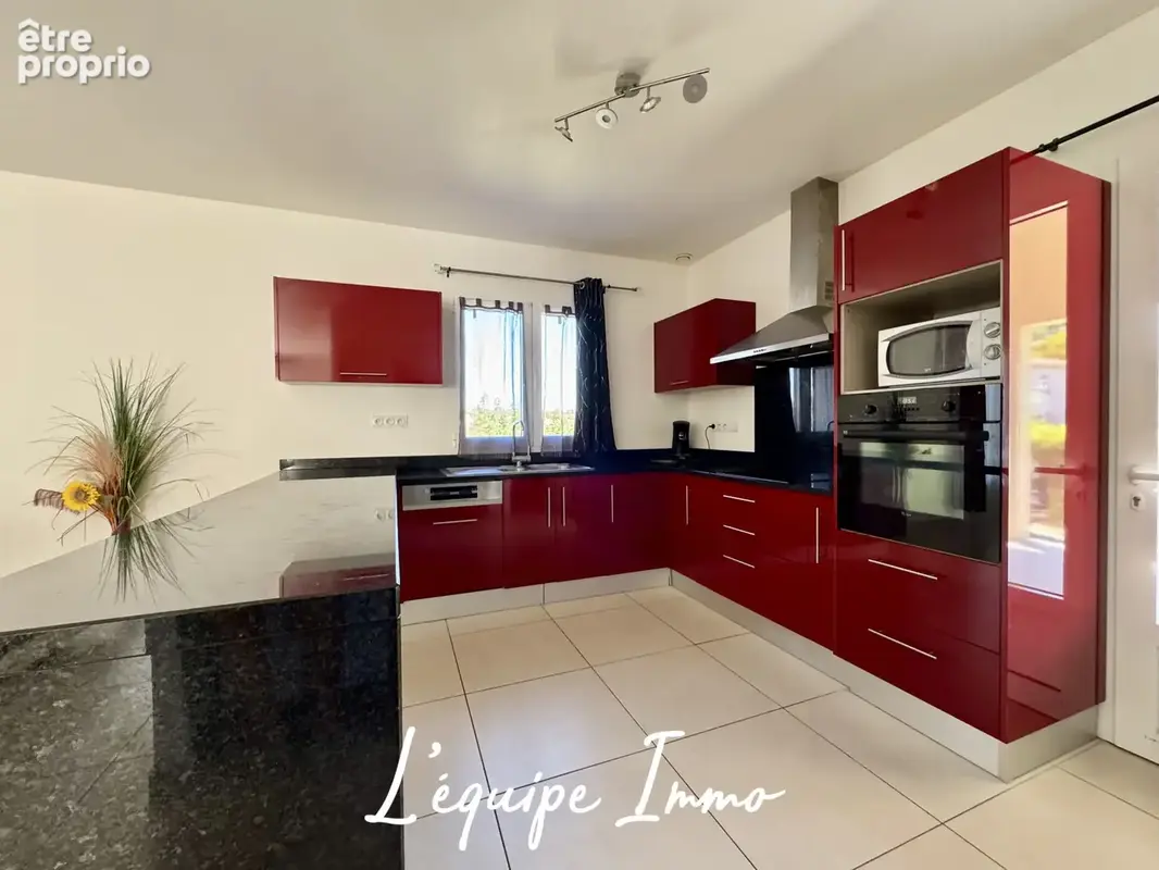 Villa de 2016 126m2 avec garage et piscine sur 1200m2 de terrain - photo 9