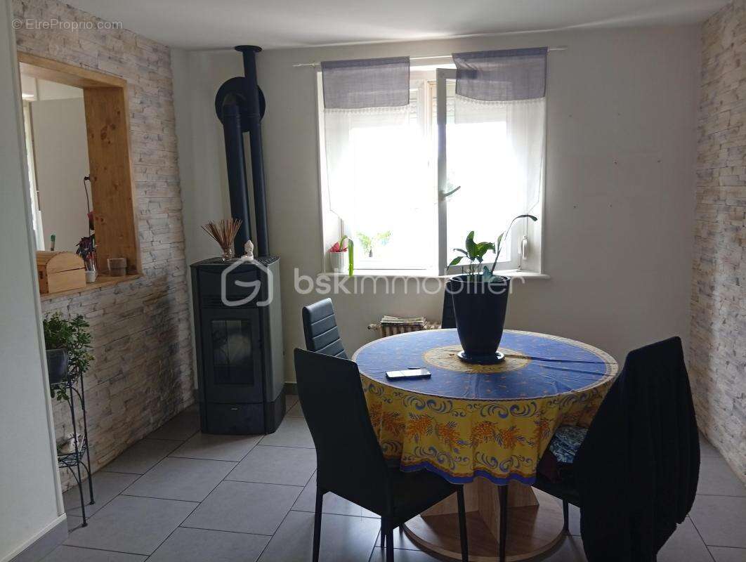 Maison à VIREUX-WALLERAND