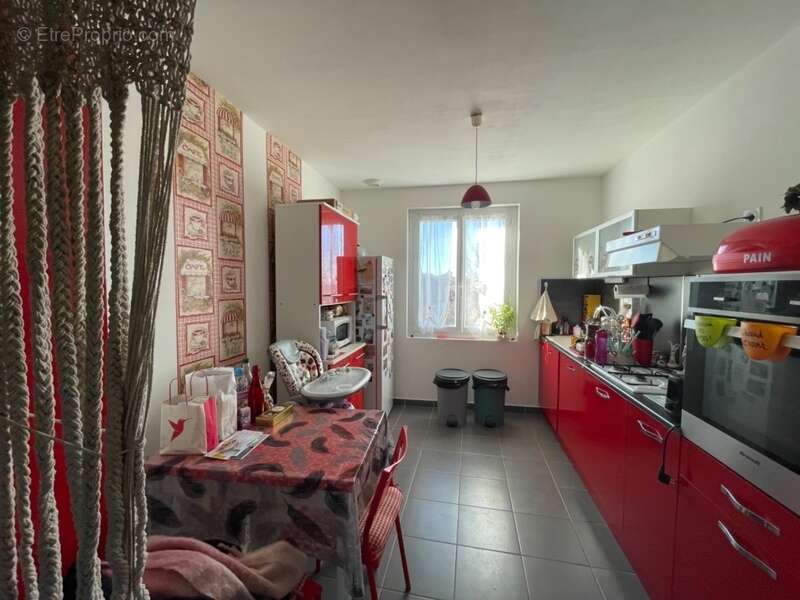 Maison à MONTAIGUT-LE-BLANC