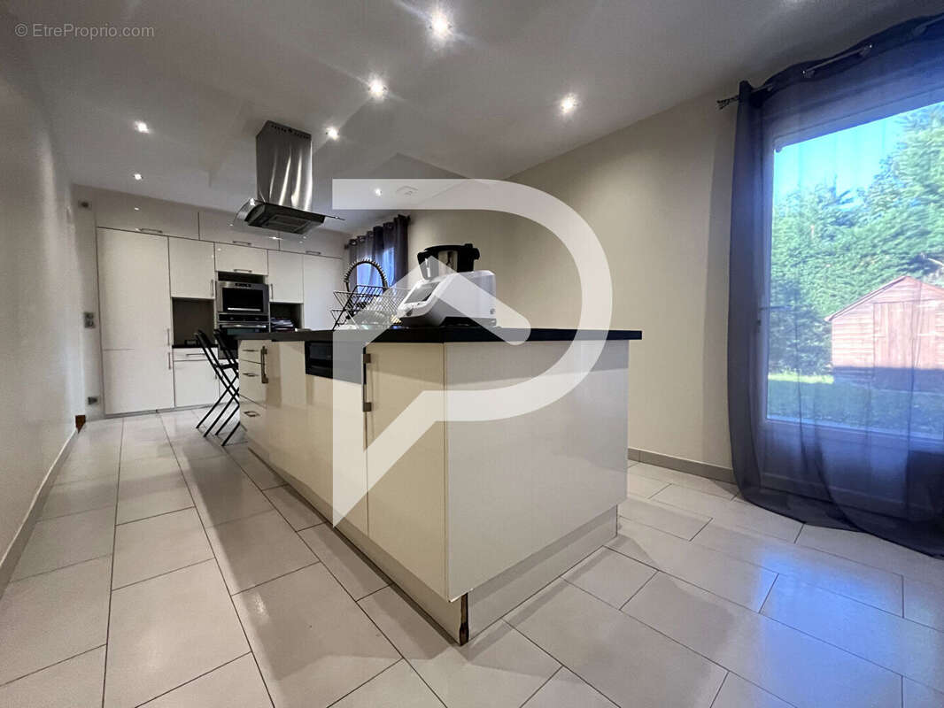 Maison à MORSANG-SUR-ORGE